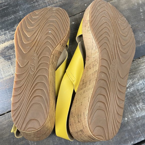 Clarks Collection Leather Lemon Cork Wedges US 11 Yellow Soft Cushion - Picture 3 of 5